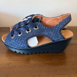 Bernie Mev Marcelo Wedge Sandal Open Toe 11 Navy Lace-Up Comfort Shoe NWB